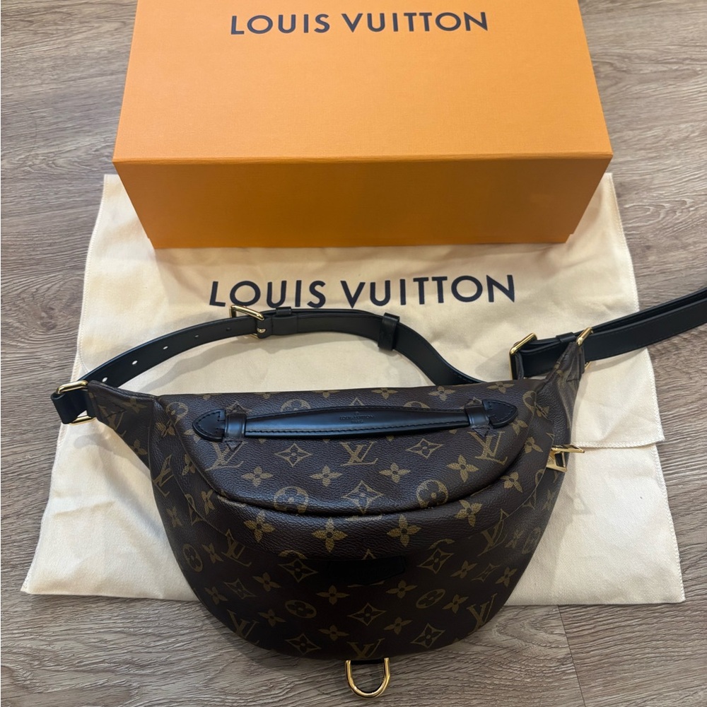 Louis Vuitton World Tour Bumbag Excellent Condition
